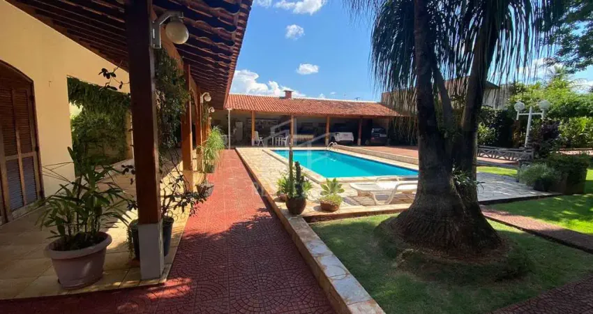 Casa com 2 quartos à venda na Rua Gralha-azul, Waldemar Hauer, Londrina