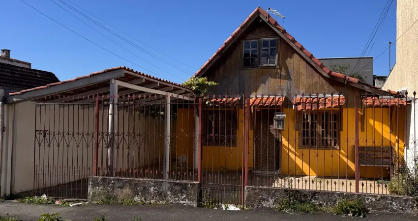 Casa com 3 quartos para alugar na Rua Maria Cecília Aguiar de Toledo Piza, 66, Cidade Industrial, Curitiba