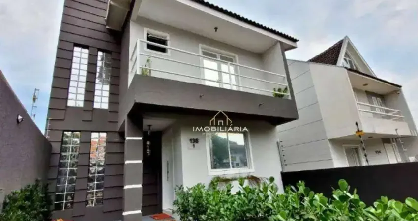 Sobrado com 3 dormitórios à venda, 141 m² por R$ 649.000,00 - Santa Cândida - Curitiba/PR