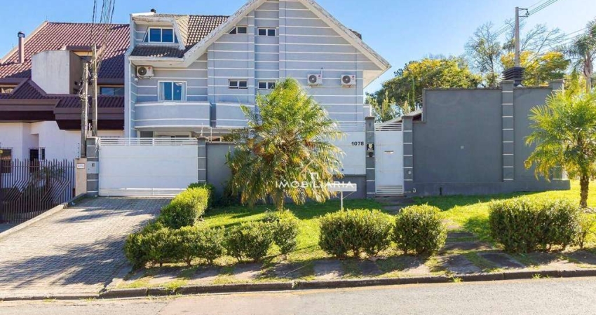 Casa com 4 dormitórios à venda, 221 m² por R$ 2.074.500 - Jardim das Américas - Curitiba/PR