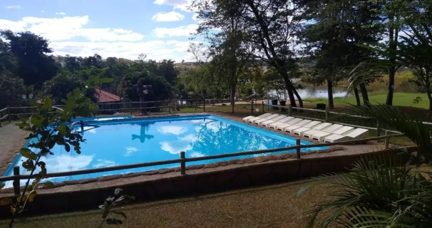 Casa a venda condominio Marinas Di Caldas - Caldas Novas Goias