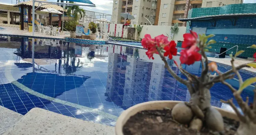 Apartamento mobiliado com sacada e piscinas termais na região turística de Caldas Novas
