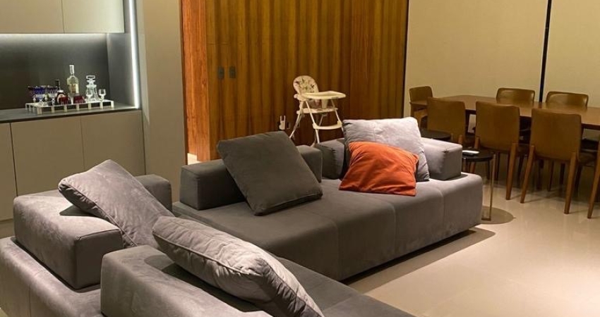Vendo lindo aptomento reformado no Tirol