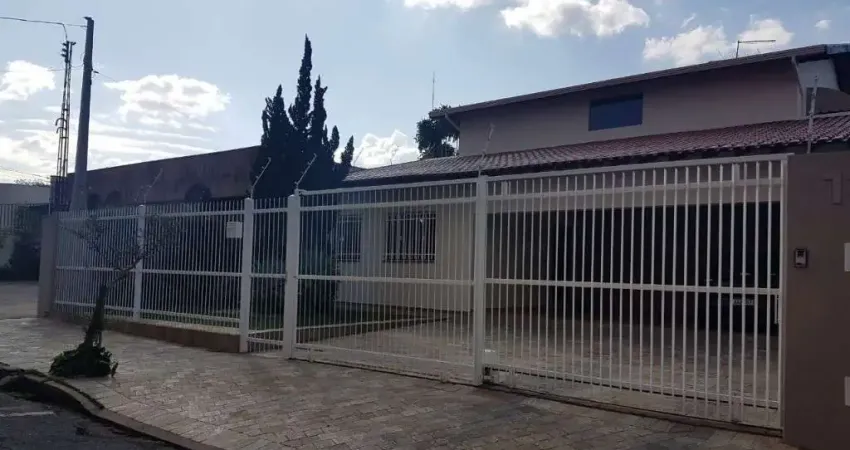 Casa com 3 quartos à venda no Fonte Luminosa, Araraquara 