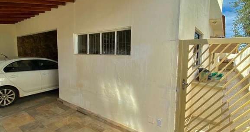 Casa com 3 quartos à venda na Vila Santa Maria (Vila Xavier), Araraquara 