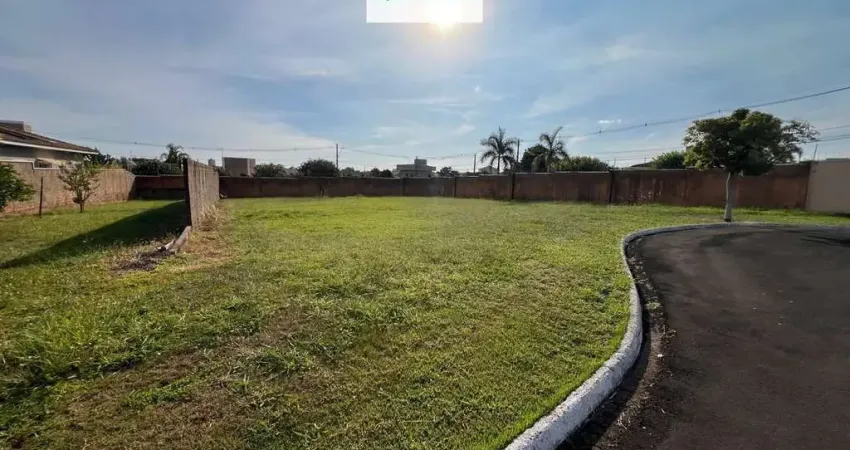 Terreno à venda no Jardim Magnólias, Araraquara 