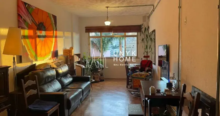Apartamento a venda e locação mobiliado  na Aclimação com 2 dormitórios e varanda