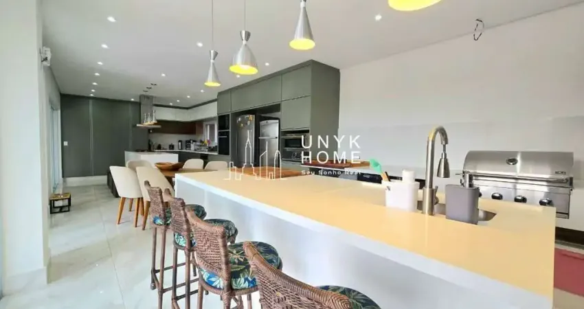 Vende-se casa com 4 suítes, piscina e área Gourmet no  Alphaville