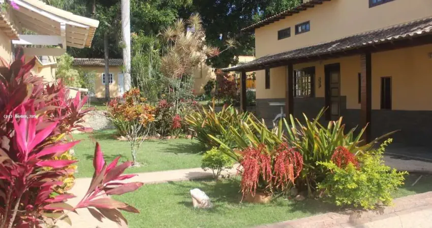 Casa Alto Padrão para Venda em Saquarema, Porto da Roça, 4 dormitórios, 2 suítes, 3 banheiros, 4 vagas
