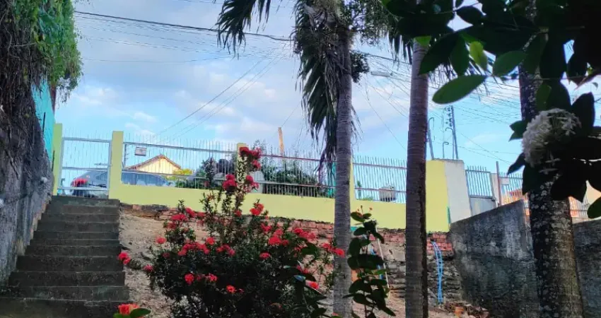 Casa em boa localização disponível para venda no bairro de santo antônio