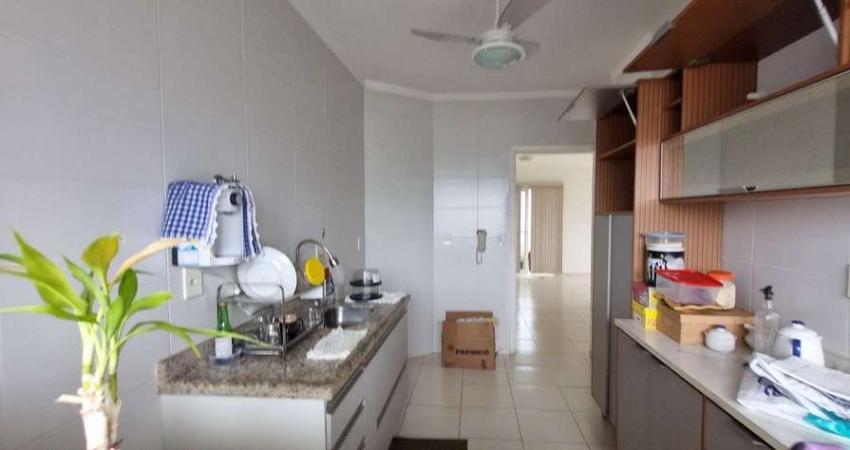 Apartamento com 2 quartos, Embaré, Santos - R$ 680 mil, Cod: 3002272