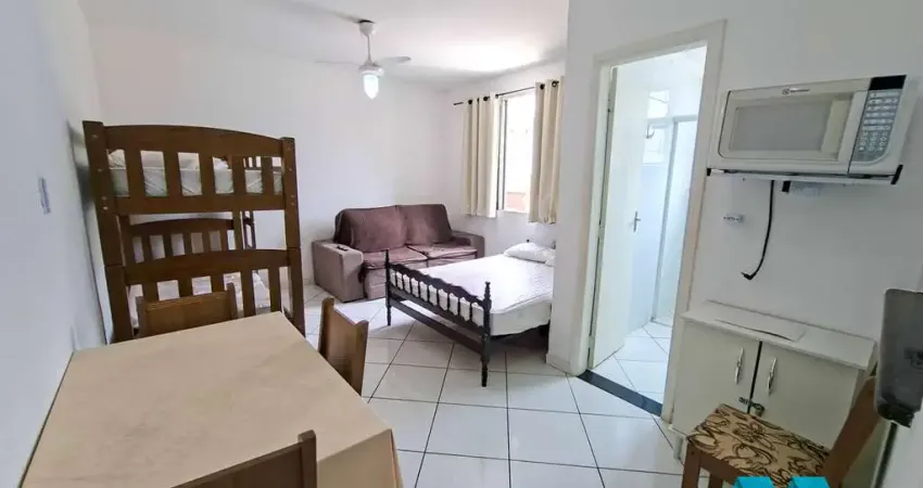 Aluguel de kitnet mobiliado, no Canto do Forte em Praia Grande