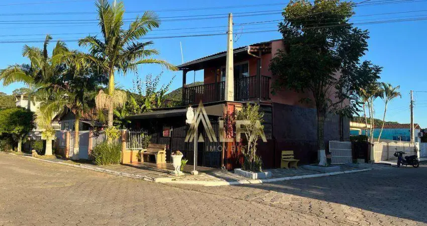 Casa comercial com 2 salas à venda na Rua Pedro Ferreira, 47, Armação, Penha