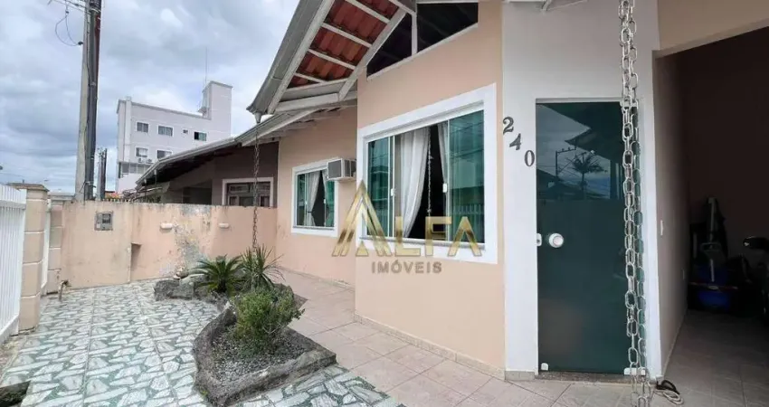 Casa com 3 dormitórios à venda, 87 m² por R$ 742.000,00 - São Vicente - Itajaí/SC