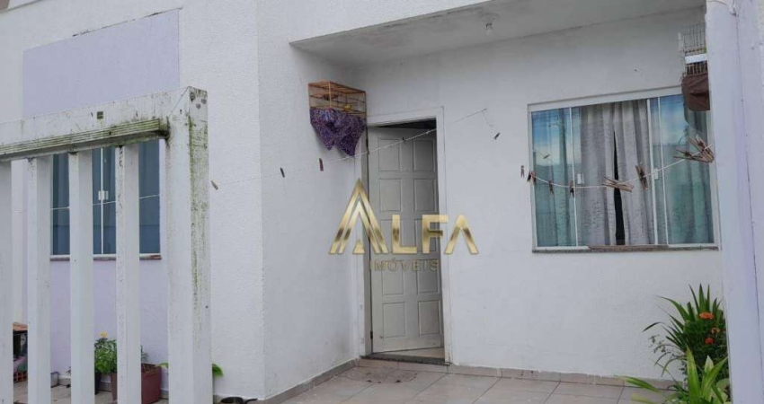 Casa com 2 dormitórios à venda, 40 m² por R$ 300.000,00 - Espinheiros - Itajaí/SC