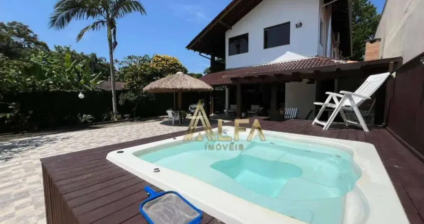 Casa à venda, 300 m² por R$ 1.950.000,00 - Centro - Penha/SC