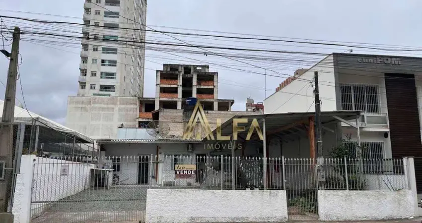 RARIDADE - Terreno comercial ou residencial no Centro de Itajaí-SC