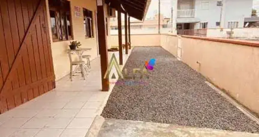 Casa com 3 quartos à venda na Rua Maria de Lourdes Couto Cabral, 14, Gravata, Navegantes