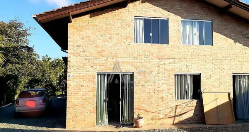 Sobrado à venda, 194 m² por R$ 2.120.000,00 - Centro - Penha/SC