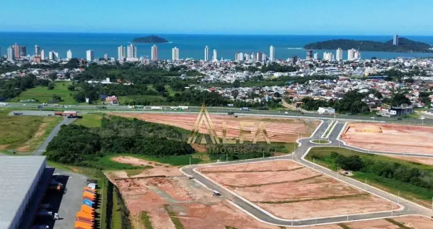 Terreno Empresarial à venda, 600 m² por R$ 520.000 - PERTO DA BR 101 - Balneário Piçarras/SC