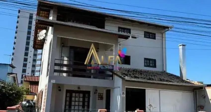 Sobrado à venda, 222 m² por R$ 2.000.000,00 - Centro - Penha/SC