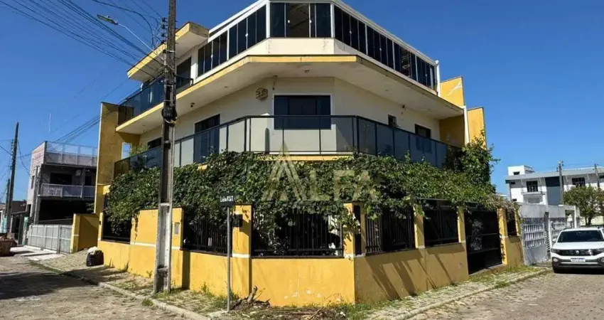 TRIPLEX com 3 dormitórios à venda, 349 m² por R$ 1.400.000 - Armação - Penha/SC