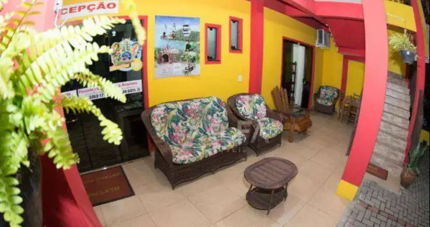 Casa comercial à venda na Avenida Alfredo Brunetti, 656, Armação, Penha
