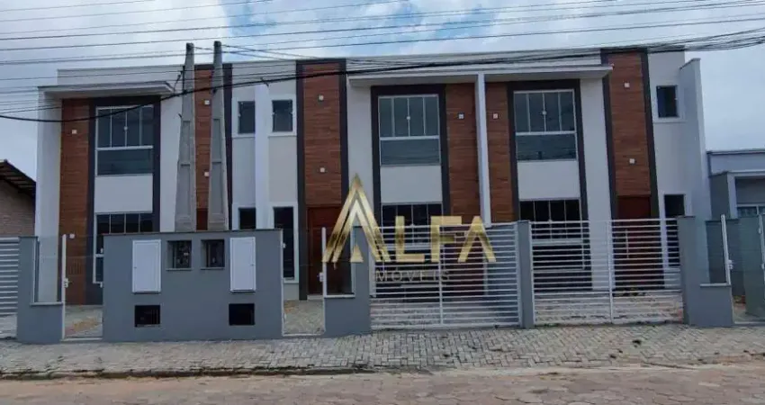 Sobrado com 3 dormitórios à venda, 100 m² por R$ 699.000,00 - Meia Praia - Navegantes/SC