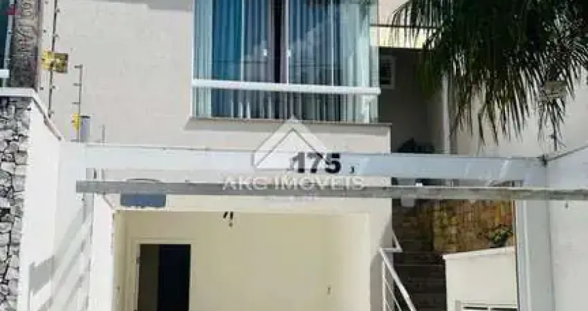 Casa com 3 quartos para alugar na Rua Dante Millarch, 175, Santa Felicidade, Curitiba