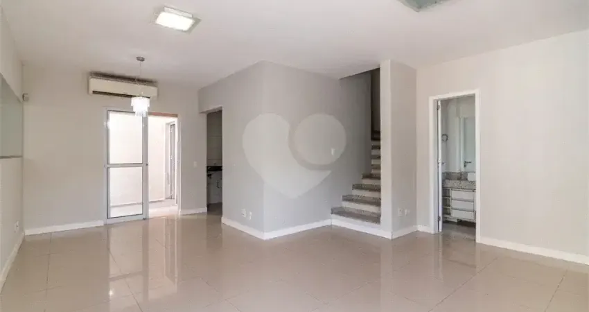 Lindo Sobrado 3 quartos com 1 suíte no Bairro Boa Vista – Curitiba/PR