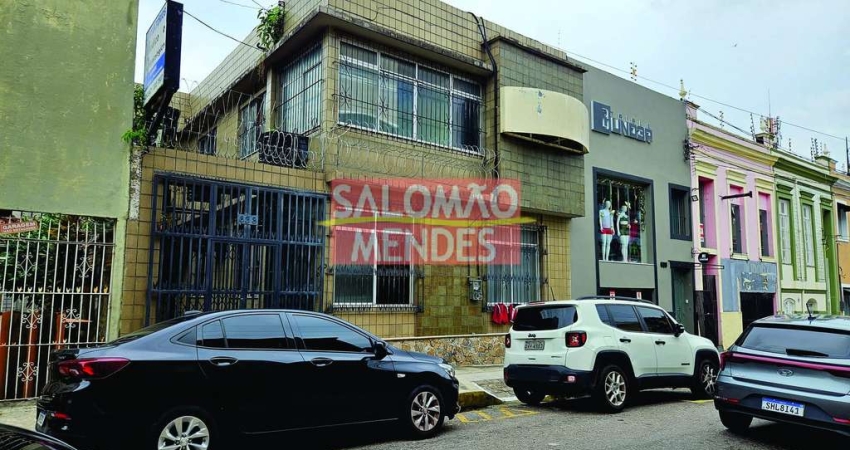 Imóvel Comercial com 10 salas, garagem junto ao Sesc e a Doca