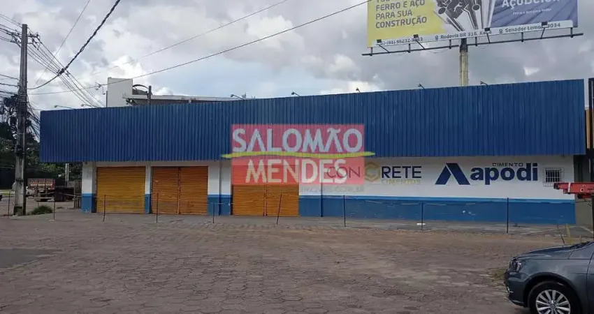 Loja em posto de gasolina em plena br 316, próximo ao viaduto.