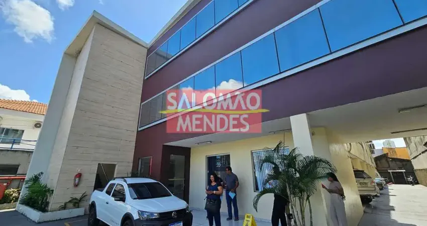 Edifício Comercial no Marco. 2000m2 - 20 vagas - Energia Solar