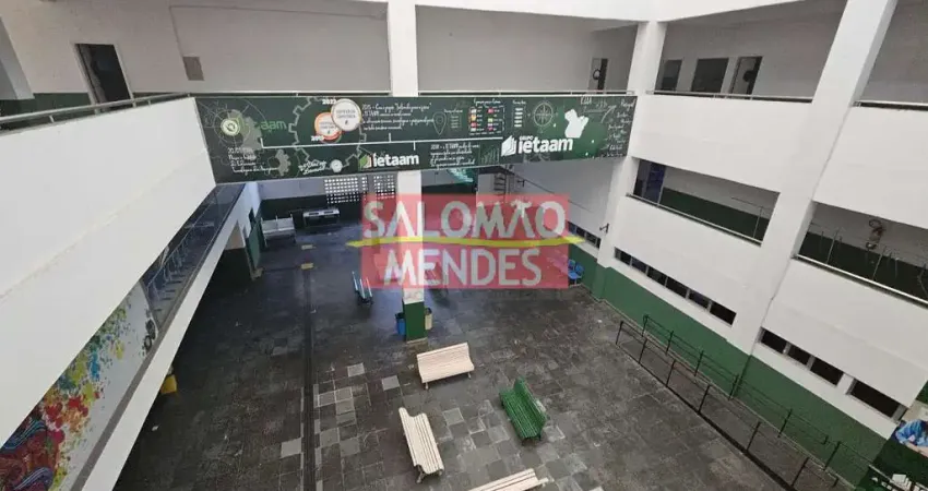 Edificio com 5 andares e elevador em são brás. 60 vagas privativas