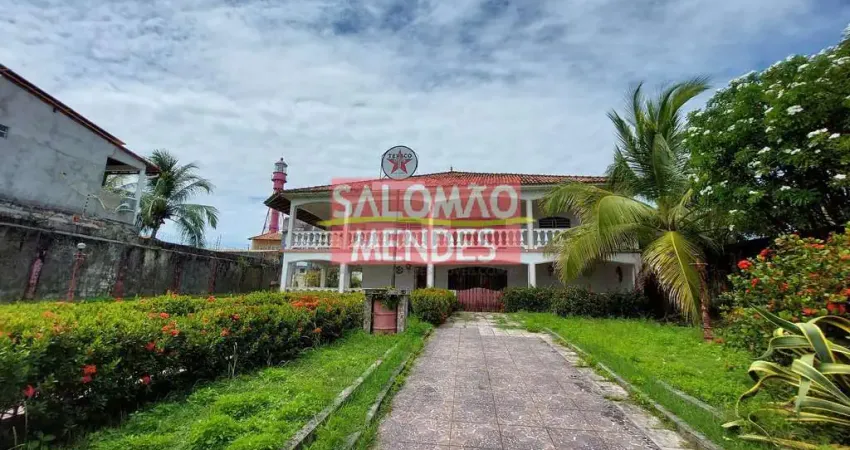 Casa em Salinas. Perto da Pracinha. 1000 m2 de terreno, 24mts testada.