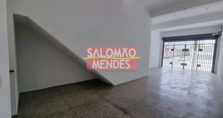 Ponto comercial, 150m², pé direito alto, excelente localização.