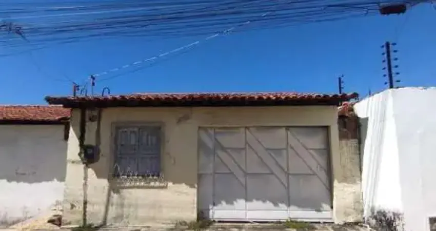 Casa com 2 quartos para alugar na Rua Guiana, Novo Horizonte, Teresina