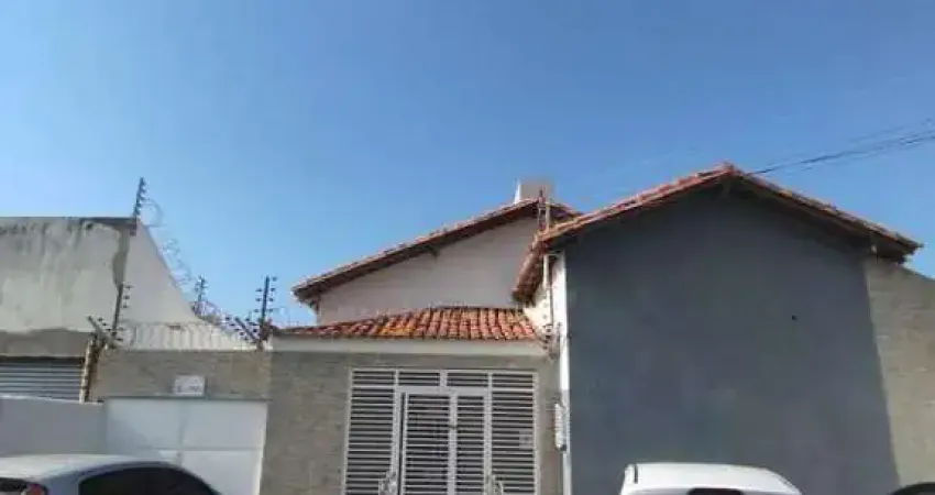Casa Comercial para Locação – Ideal para Clínica ou Escritório