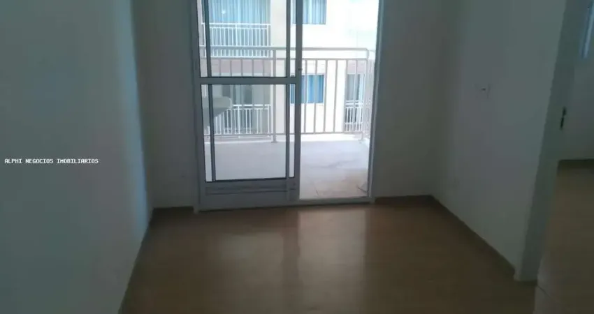 Apartamento para Venda em São Paulo, Parque Industrial Tomas Edson, 1 dormitório, 1 banheiro, 1 vaga