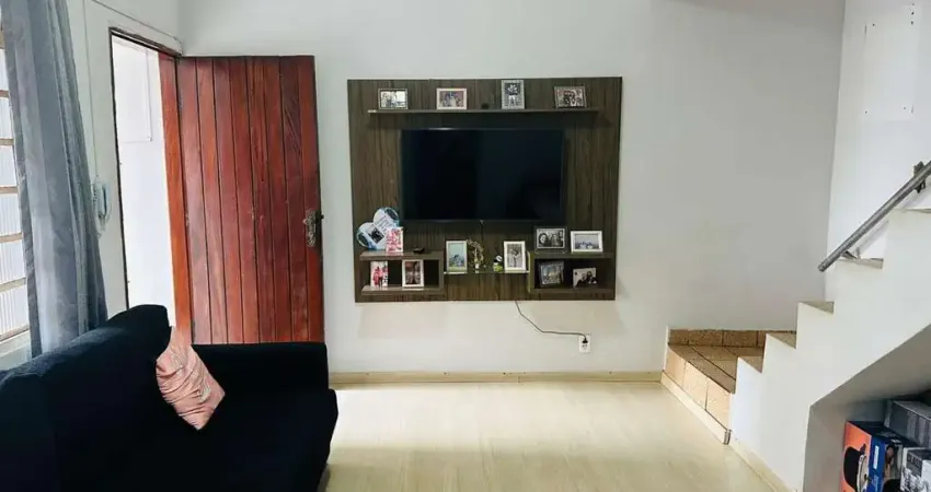 Casas de Vila para Venda em São Paulo, Vila Formosa, 4 dormitórios, 2 banheiros, 1 vaga