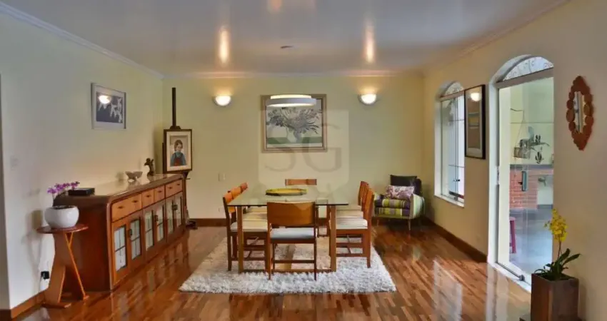 Casa com 4 quartos à venda na Vila Madalena, São Paulo 