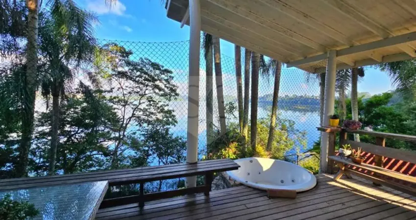 Casa a Venda na beira da agua no Riviera Paulista em São Paulo - SP