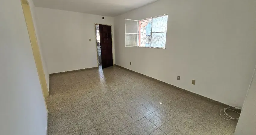 Apartamento no Centro, co. 03 quartos