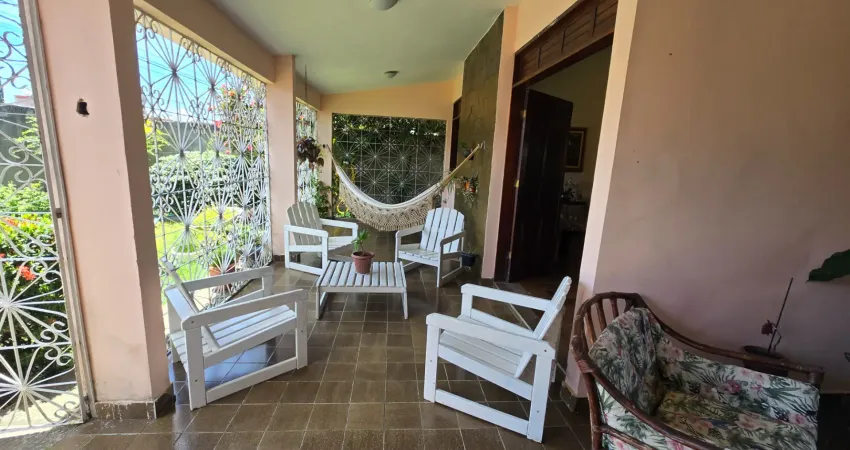 Casa com 3 quartos à venda na Rua Audálio Lopes da Silva, 38, Antares, Maceió