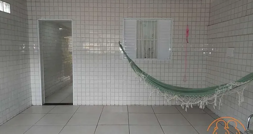 Casa à venda, 5 quartos, 2 vagas, Santa Maria - Santos/SP