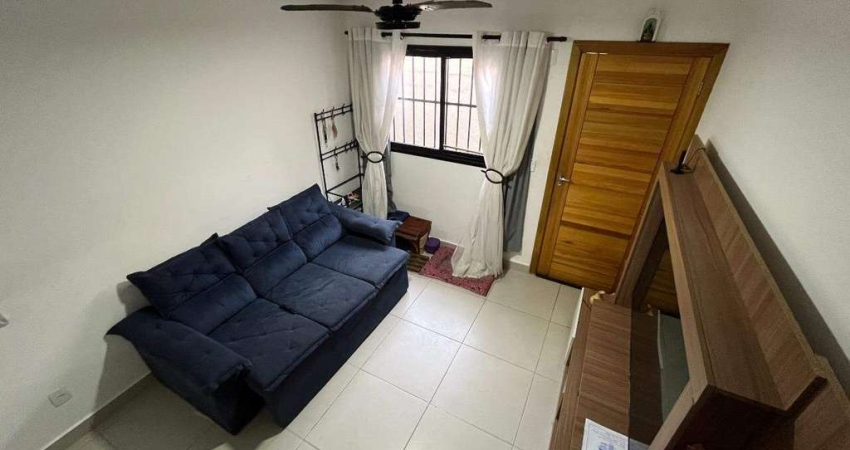 Casa à venda, 2 quartos, 1 suíte, 1 vaga, Centro - São Vicente/SP