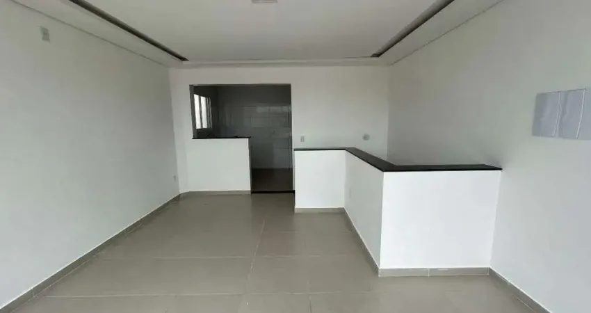 Sobrado à venda, 2 quartos, 1 suíte, 1 vaga, Bom Retiro - Santos/SP