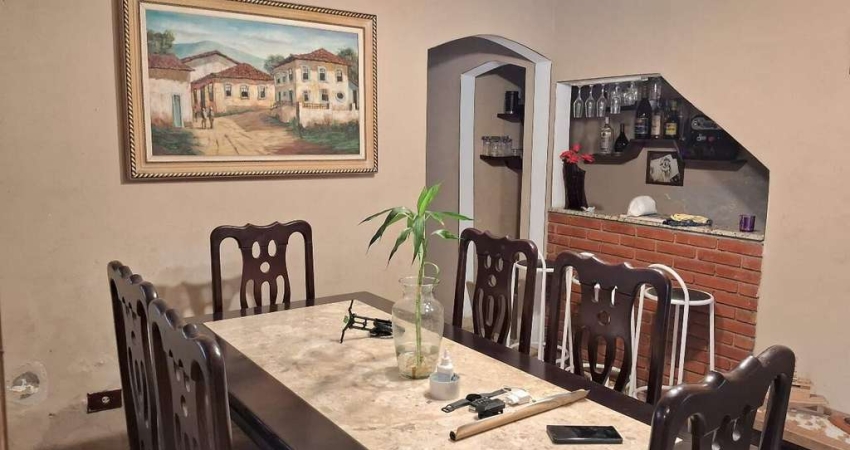 Sobrado à venda, 3 quartos, 1 vaga, Vila Melo - São Vicente/SP