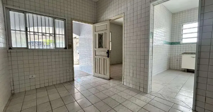 Casa à venda, 2 quartos, 1 vaga, Santa Maria - Santos/SP
