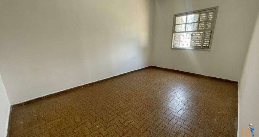 Casa à venda, 2 quartos, 5 vagas, Santa Maria - Santos/SP